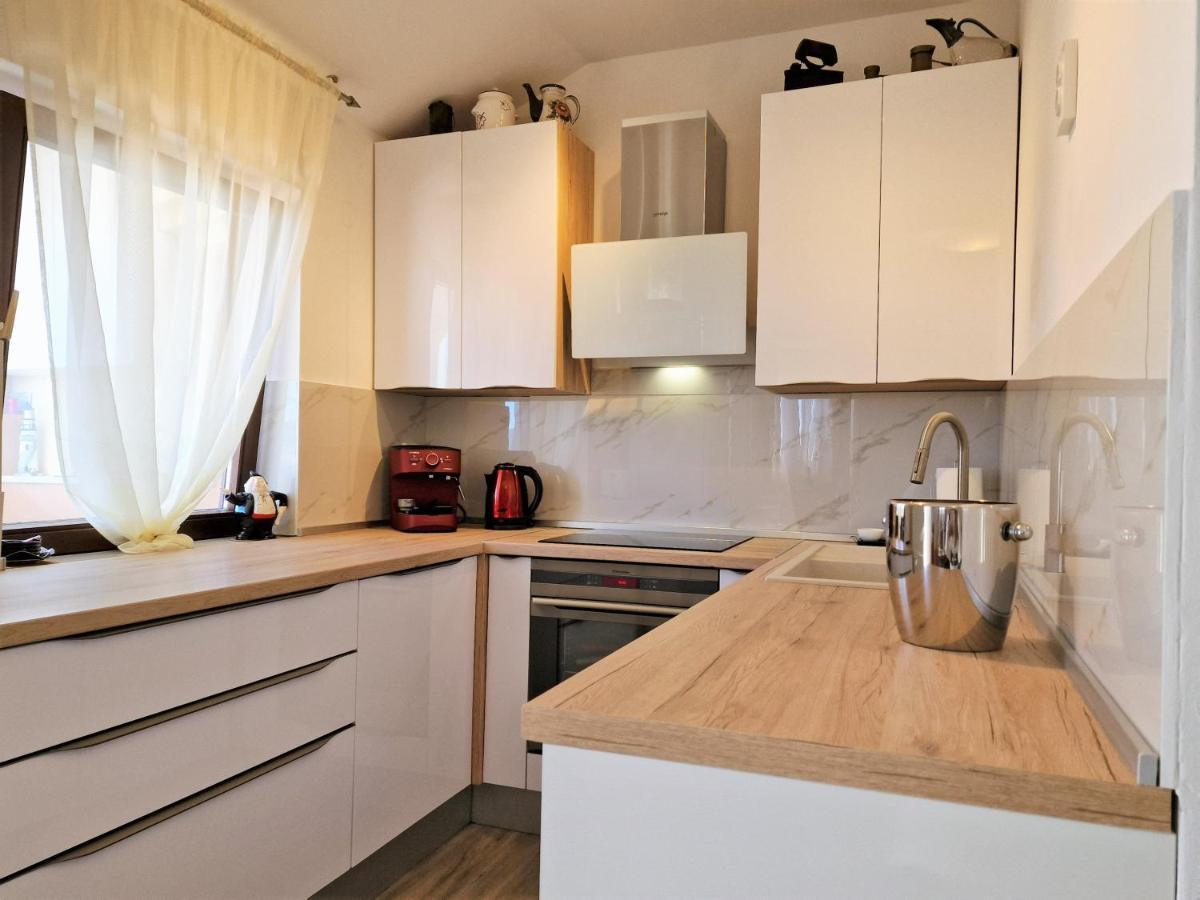 Vista Apartment-Split Airport Каштела Экстерьер фото